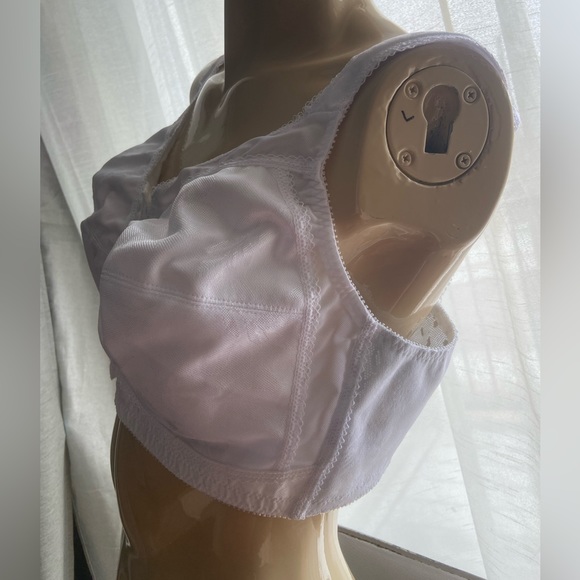 Playtex 42D front closure bra style 4549 - Picture 6 of 15